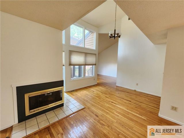254 Sayre Drive, Plainsboro, NJ 08540