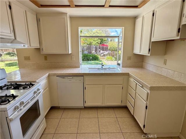 517 Heather Ridge Rd, San Marcos, CA 92078