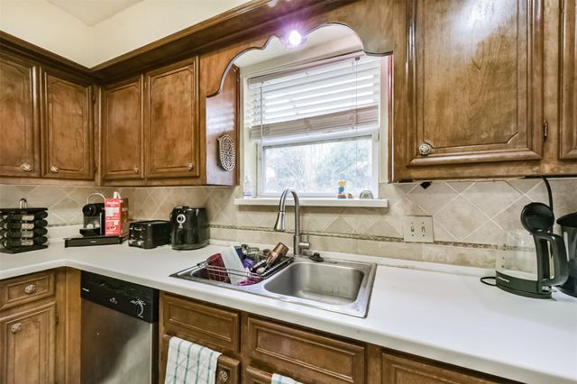 17041 Live Oak Circle, Porter, TX 77365