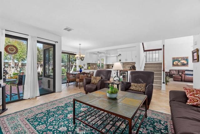 1990 Avenida La Posta, Encinitas, CA 92024