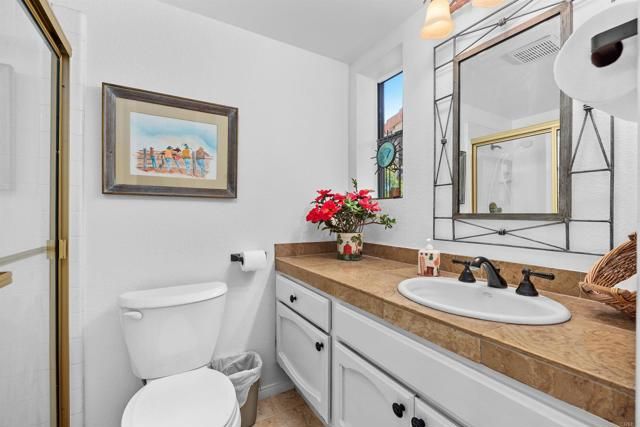 1990 Avenida La Posta, Encinitas, CA 92024