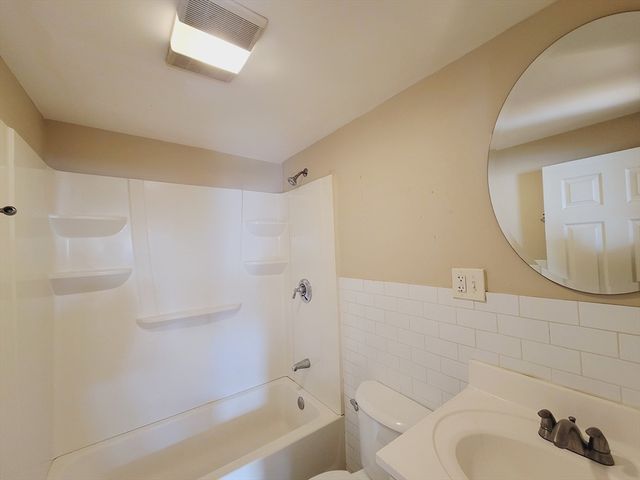 34 Hallron St, Boston, MA 02136