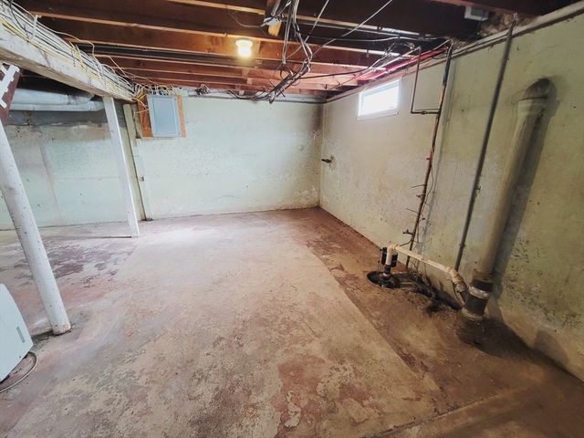 34 Hallron St, Boston, MA 02136