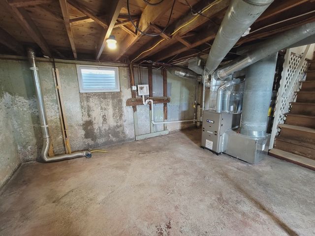 34 Hallron St, Boston, MA 02136