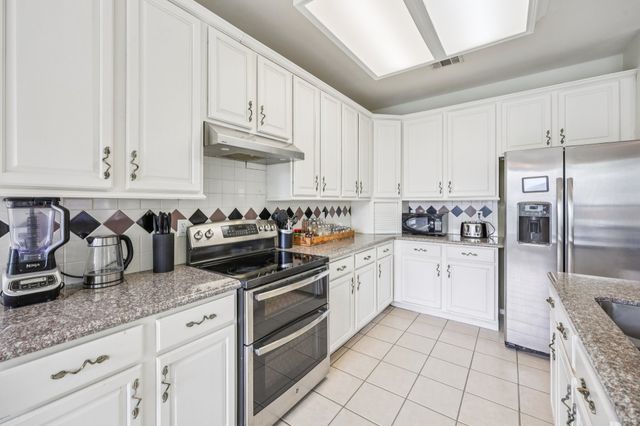 408 Willow Bend Drive, Murphy, TX 75094