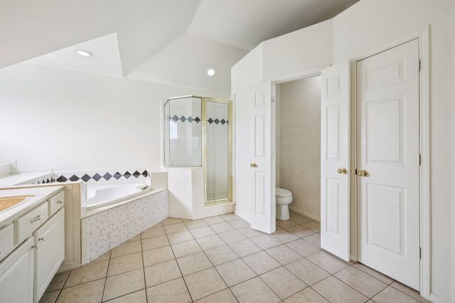 408 Willow Bend Drive, Murphy, TX 75094