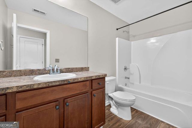 1250 Image Ives Drive, Lawrenceville, GA 30045