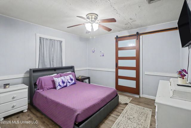 1915 9th Street, Pascagoula, MS 39567