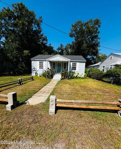 1915 9th Street, Pascagoula, MS 39567
