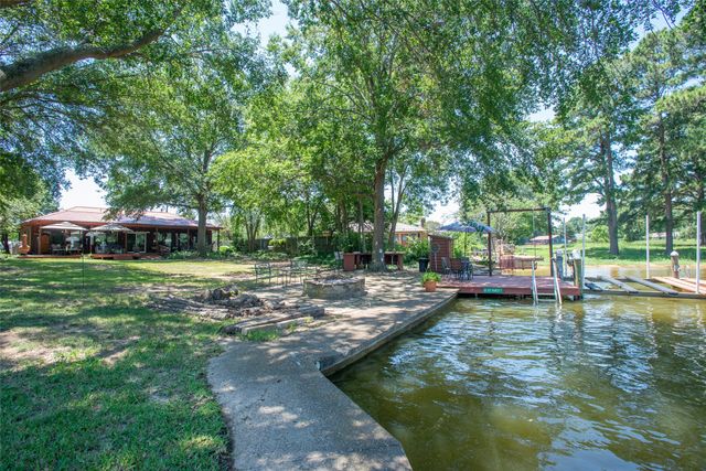 121 Xit Ranch Road, Trinidad, TX 75163