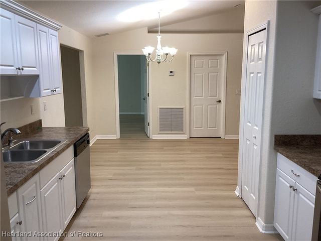 110 Imbros Avenue NE, Lake Placid, FL 33852
