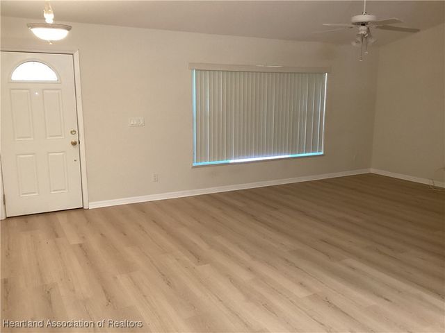 110 Imbros Avenue NE, Lake Placid, FL 33852