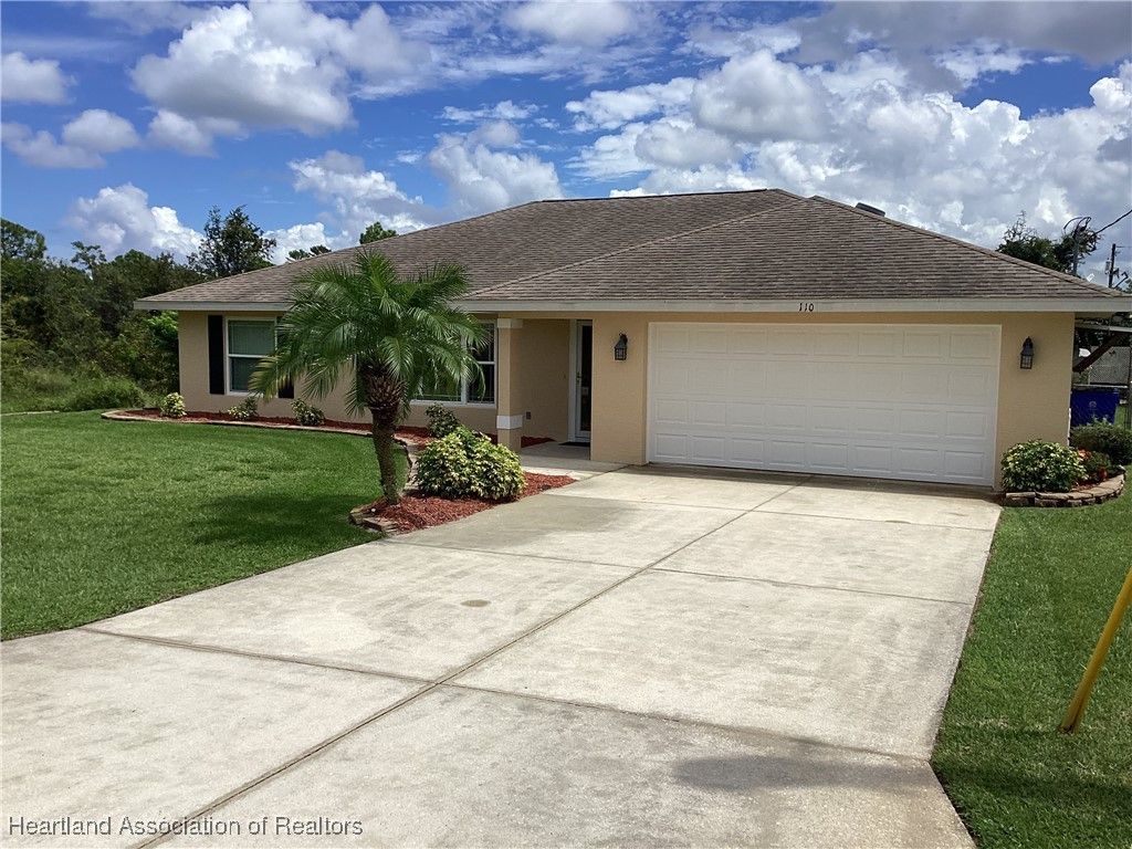 110 Imbros Avenue NE, Lake Placid, FL 33852