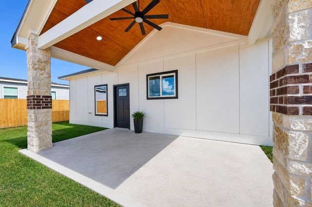 1219 Peter Pine Street, Huffman, TX 77336