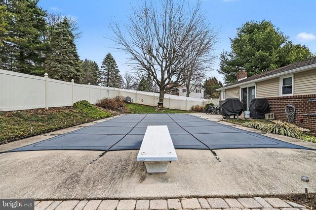 205 TEILA DR, Dallastown, PA 17313