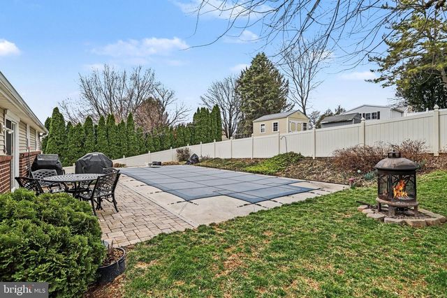 205 TEILA DR, Dallastown, PA 17313