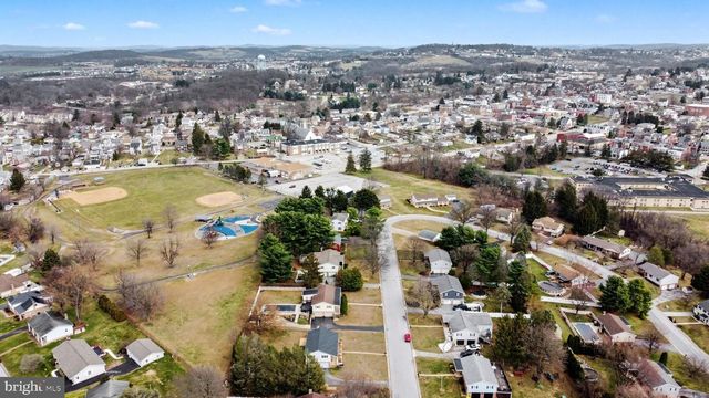 205 TEILA DR, Dallastown, PA 17313