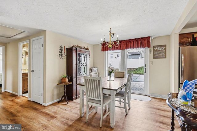 205 TEILA DR, Dallastown, PA 17313