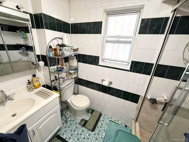 3935 Barnes Avenue, Bronx, NY 10466