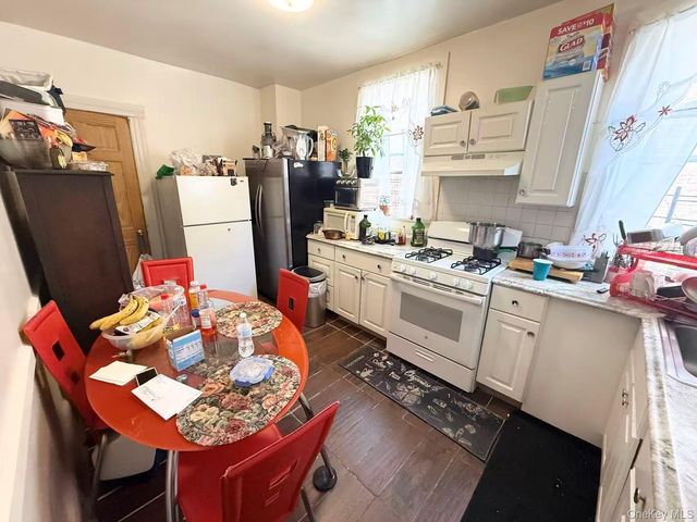 3935 Barnes Avenue, Bronx, NY 10466