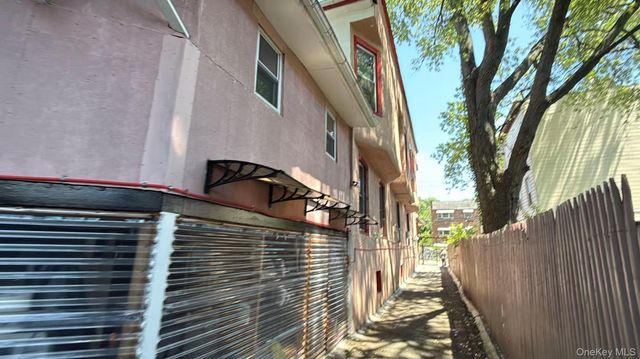 3935 Barnes Avenue, Bronx, NY 10466