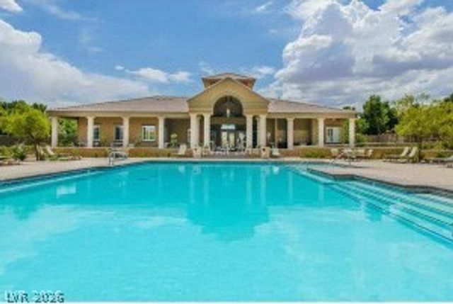 2429 Granada Bluff Court, Las Vegas, NV 89135