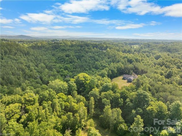 274 Echo Hollar Road, Westfield, NC 27053