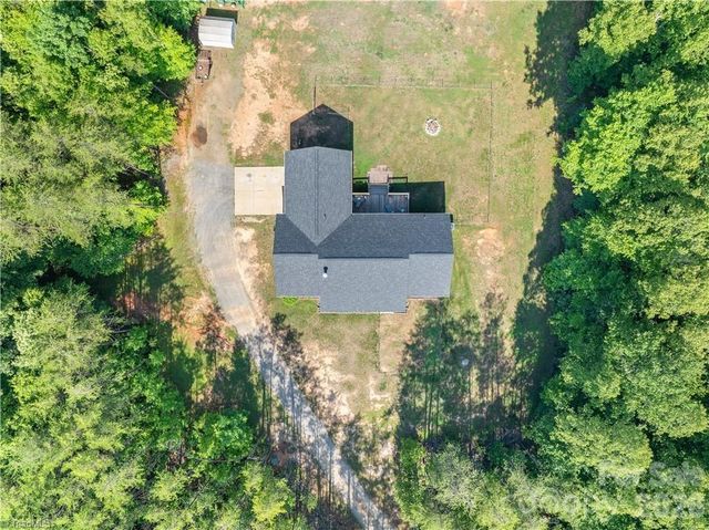274 Echo Hollar Road, Westfield, NC 27053
