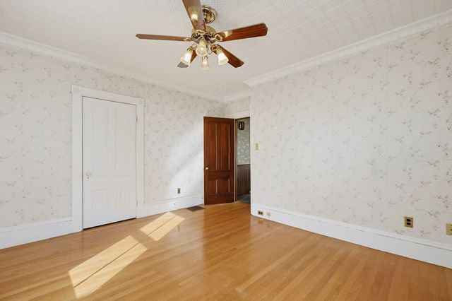 16 Kearney St, Malden, MA 02148