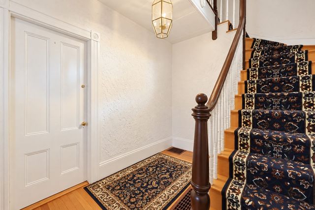 16 Kearney St, Malden, MA 02148