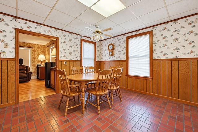 16 Kearney St, Malden, MA 02148