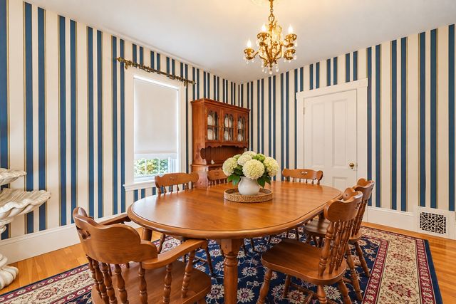 16 Kearney St, Malden, MA 02148