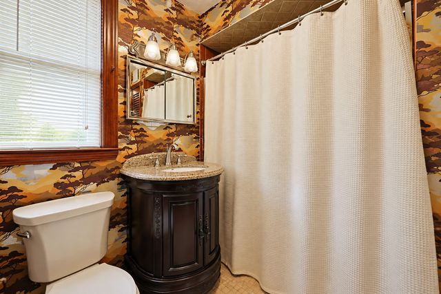 16 Kearney St, Malden, MA 02148