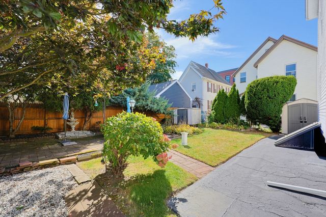 16 Kearney St, Malden, MA 02148