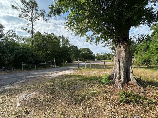 3104 BROKEN ARROW COURT, Wimauma, FL 33598