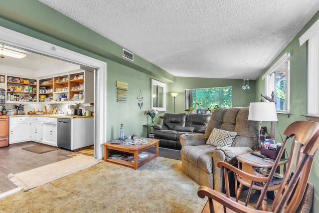 6630 Hazel Ave, Orangevale, CA 95662