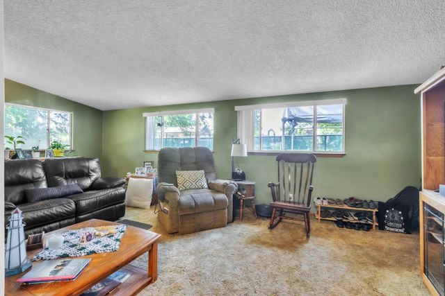 6630 Hazel Ave, Orangevale, CA 95662
