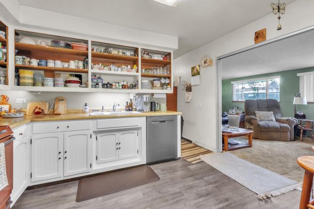 6630 Hazel Ave, Orangevale, CA 95662