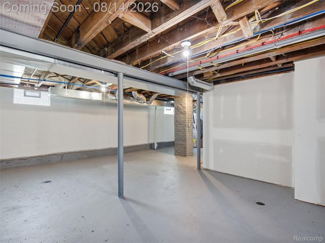 9327 Rutland Street, Detroit, MI 48228