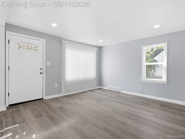 9327 Rutland Street, Detroit, MI 48228