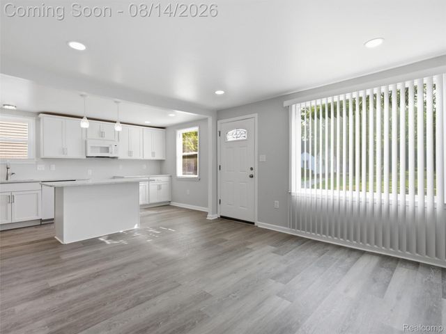 9327 Rutland Street, Detroit, MI 48228