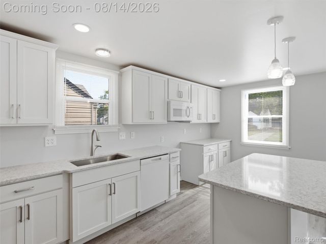 9327 Rutland Street, Detroit, MI 48228