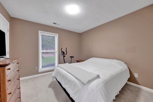 6516 STONE LAKE DR, Bartlett, TN 38135