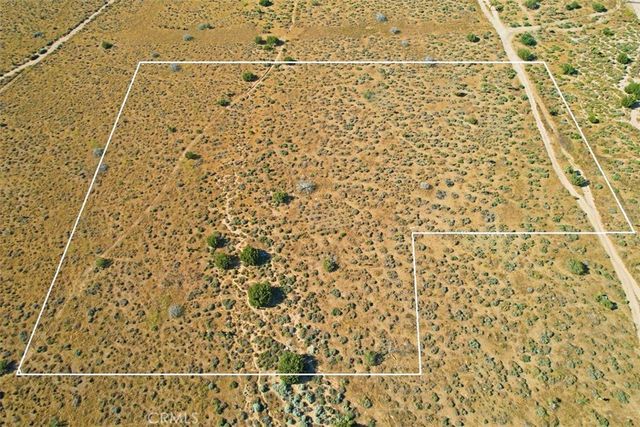 20 Fuente Avenue, Hesperia, CA 92345