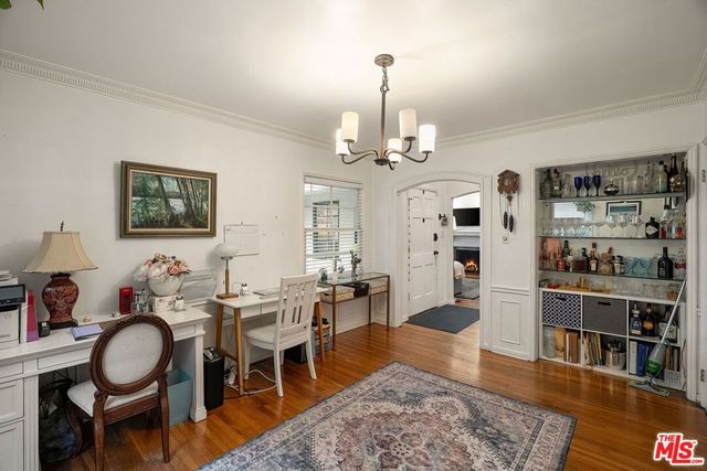 1042 Hi Point Street, Los Angeles, CA 90035