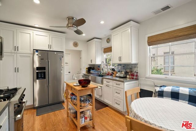 1042 Hi Point Street, Los Angeles, CA 90035
