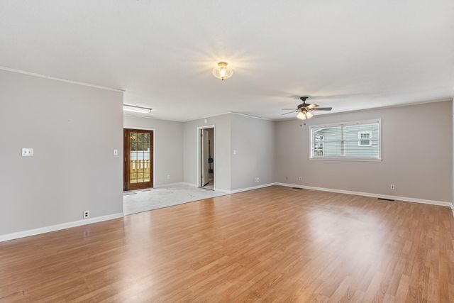 1215 Jones Street, Athens, TN 37303