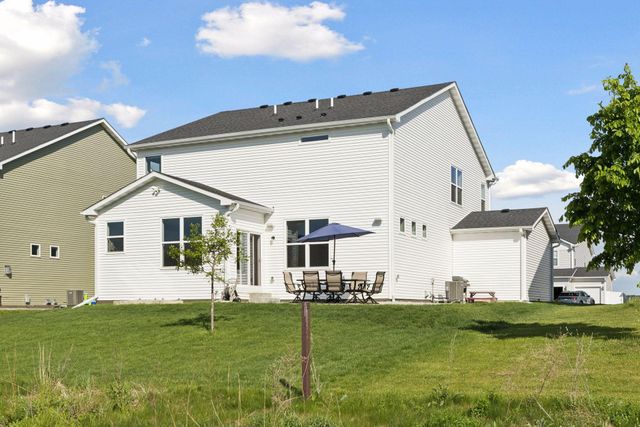 1038 Siesta Drive, Woodbury, MN 55129