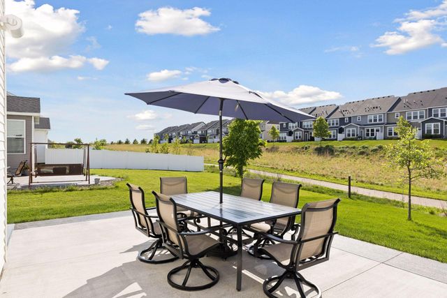 1038 Siesta Drive, Woodbury, MN 55129