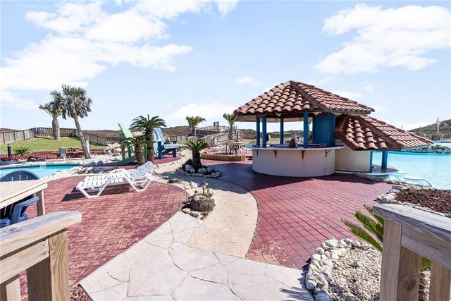 7477 State Highway 361 104, Port Aransas, TX 78373